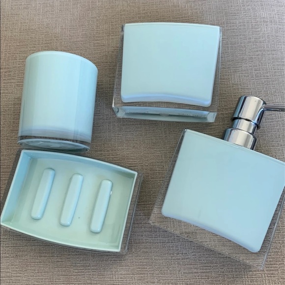 4-Piece Bath Bathroom Accessory Set Blue - Picture 3 of 3